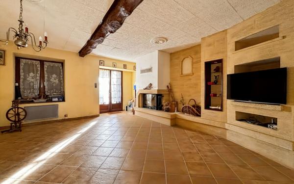 Maison à vendre    11 pièces •  Sorges