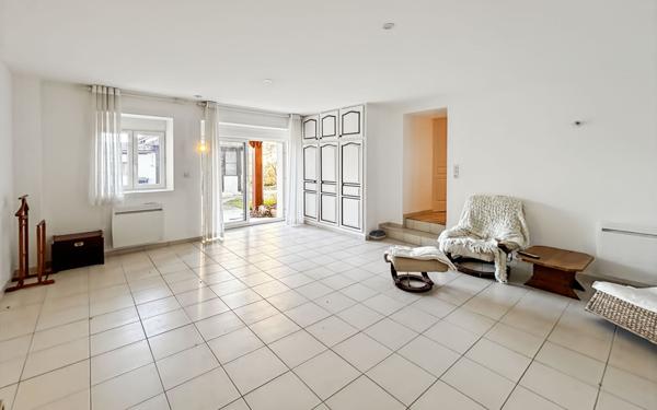 Maison à vendre    11 pièces •  Sorges