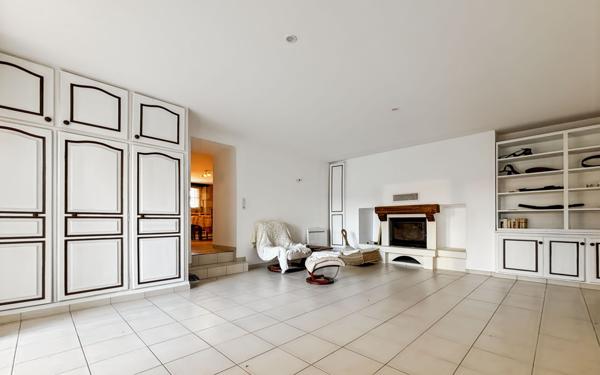 Maison à vendre    11 pièces •  Sorges