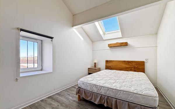 Maison à vendre    11 pièces •  Sorges