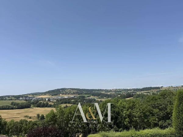 Villa T6 de 275 m² + sous-sol 180 m²/ 2548m²