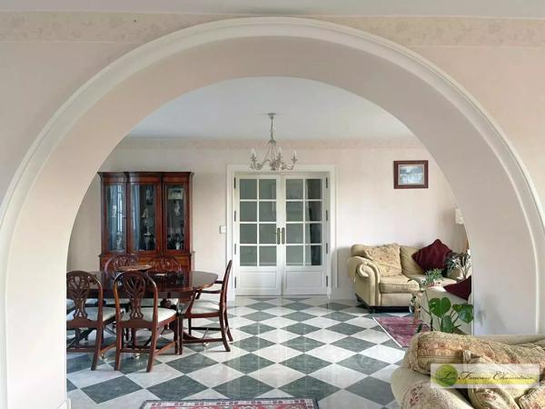 Vente immobilière : Maison à Aigre  8 pièces 300 m² 441 000 €- FONCIERE CHARENTAISE AIGRE.