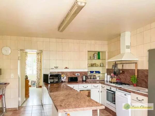 Vente immobilière : Maison à Aigre  8 pièces 300 m² 441 000 €- FONCIERE CHARENTAISE AIGRE.