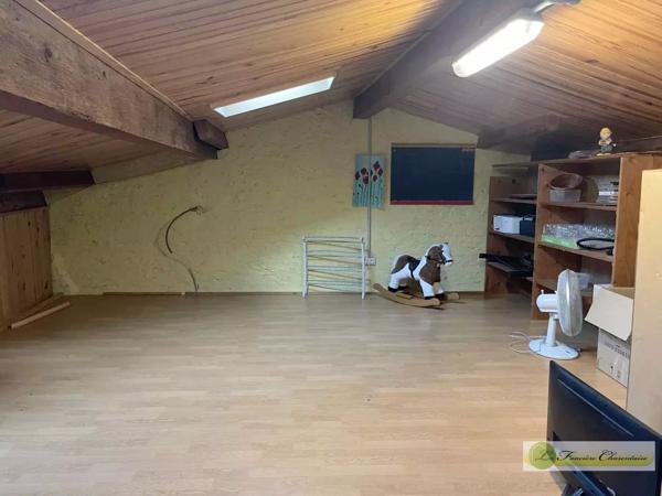 Vente immobilière : Maison à Aigre  8 pièces 300 m² 441 000 €- FONCIERE CHARENTAISE AIGRE.