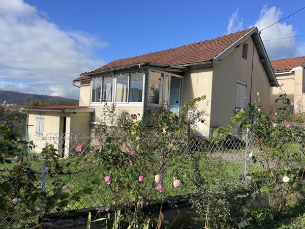 Maison T4 sur grand terrain avec dépendances