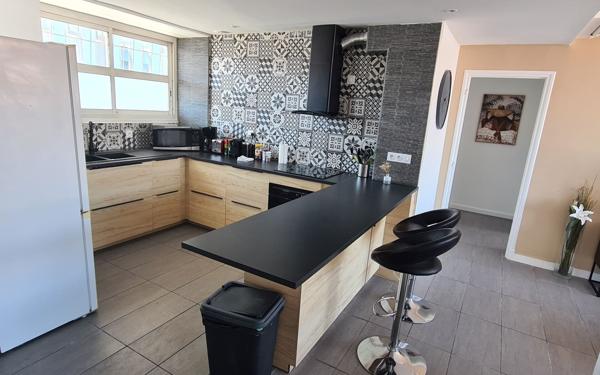 Appartement à louer    3 pièces • 69,62 m2 Toulon