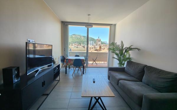 Appartement à louer    3 pièces • 69,62 m2 Toulon