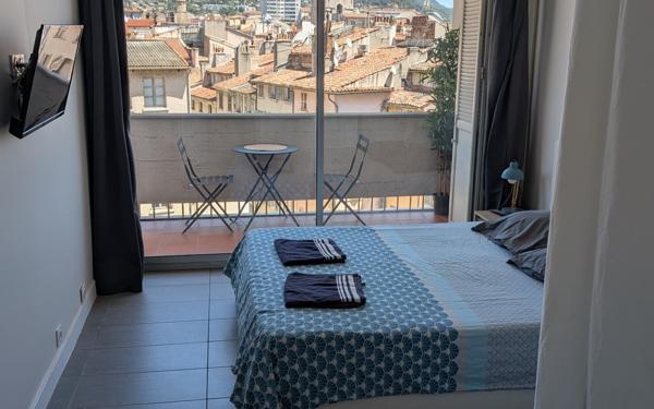 Appartement à louer    3 pièces • 69,62 m2 Toulon