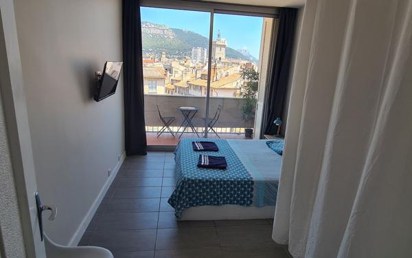 Appartement à louer    3 pièces • 69,62 m2 Toulon