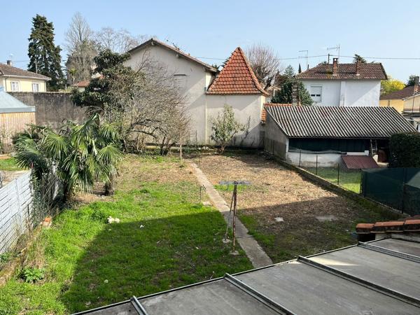 À vendre – Maison familiale avec jardin et dépendances