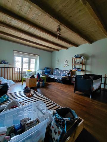 Maison d'habitation 3 chambres de 271 m² à Saint-Broingt-le-Bois