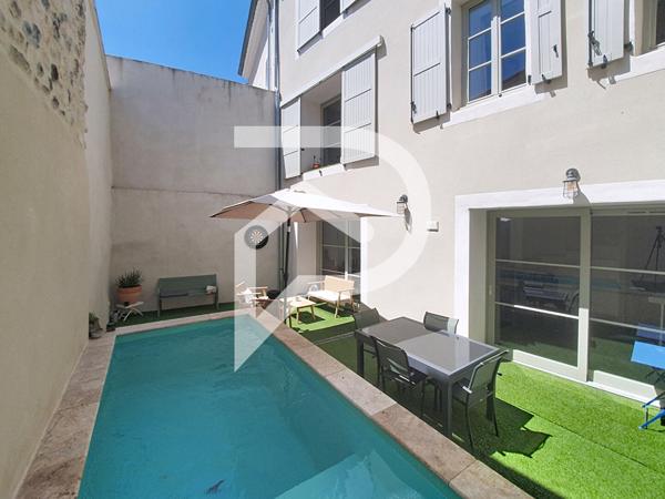 Maison 8 pièces 237 m2