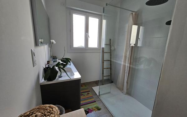 Maison à vendre    4 pièces • 98,96 m2 Médis