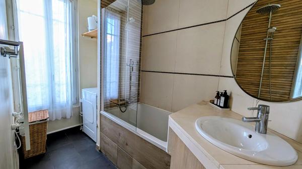 Appartement Suresnes 4 pièce(s) 89.7 m2