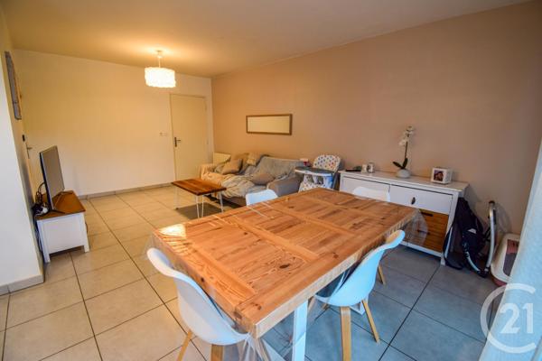 Appartement T3 à vendre  3 pièces - 71,04 m2 FRANS - 01