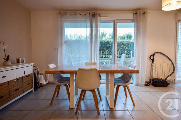 Appartement T3 à vendre  3 pièces - 71,04 m2 FRANS - 01