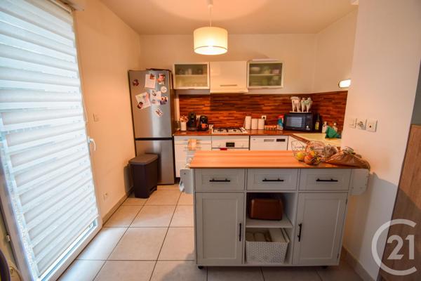 Appartement T3 à vendre  3 pièces - 71,04 m2 FRANS - 01