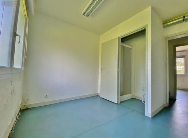 Fonds et/ou murs commerciaux à vendre à Cherbourg-en-Cotentin dans la Manche (50130), ref : 045/1582