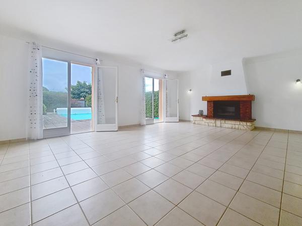 Azur (40140) Maison mitoyenne 5 pièces à Azur avec travaux