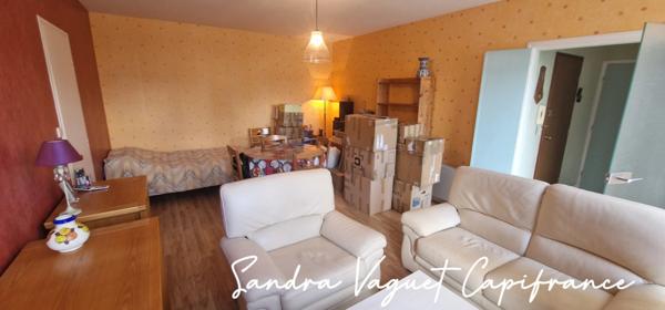 Appartement à vendre 3 pièces PONTIVY (56) parking privé - 1 chambre