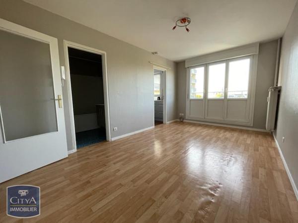 Appartement à louer 1 pièce 27.42m²