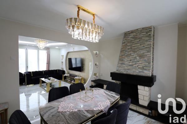 Maison 5 pièces de 118 m² à Fleury-les-Aubrais (45400)