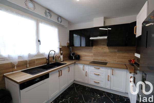 Maison 5 pièces de 118 m² à Fleury-les-Aubrais (45400)