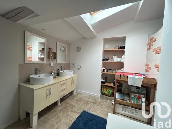 Maison à vendre 6 pièces 146 m² Essarts-en-Bocage