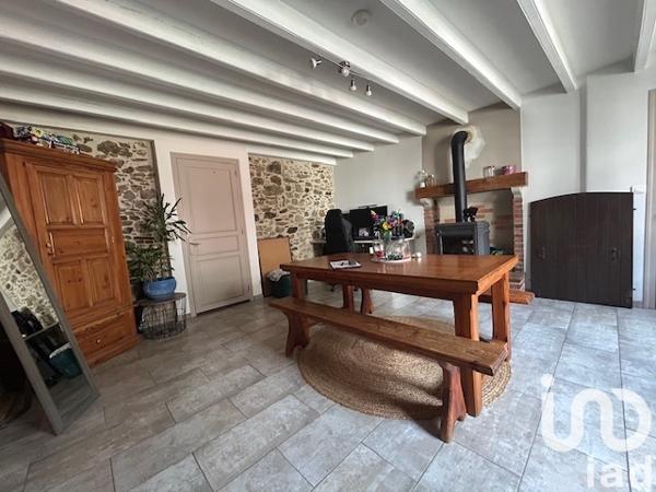 Maison à vendre 6 pièces 146 m² Essarts-en-Bocage