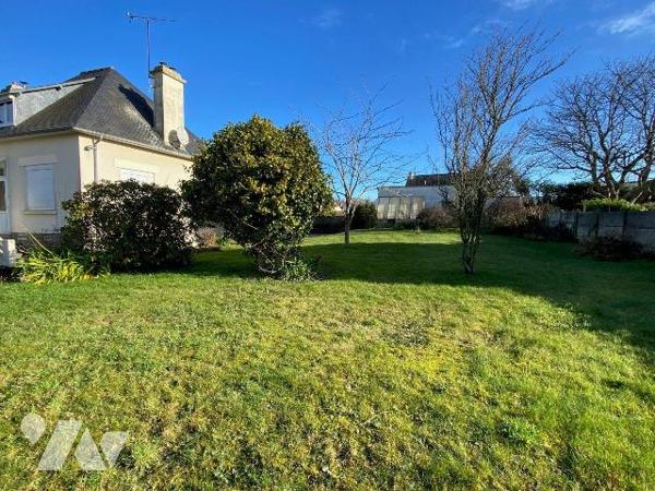 Maison à Vendre à Plouha (22580) en Côtes-d'Armor (22)

A proximité immédiate du centre-bourg...