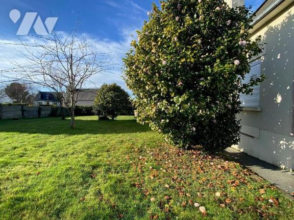 Maison à Vendre à Plouha (22580) en Côtes-d'Armor (22)

A proximité immédiate du centre-bourg...