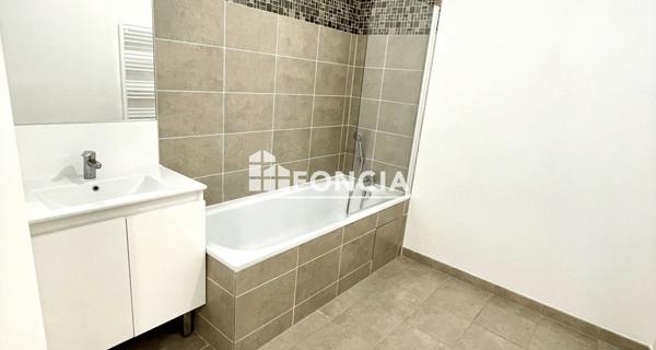 Location Appartement 3 pièces 66.66 m² - Pantin 93500