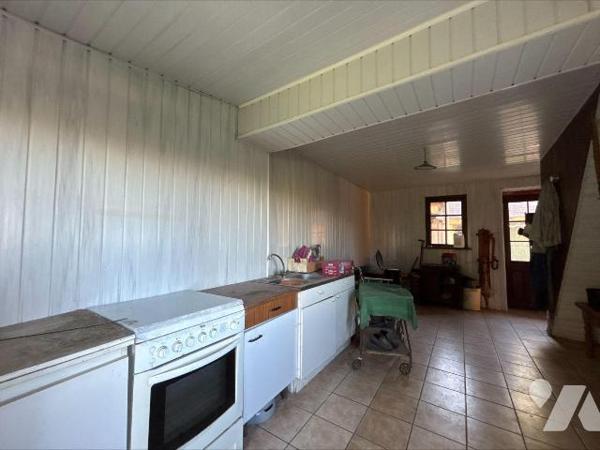 EN EXCLUSIVITE - CORPS DE FERME à LA GORGUE

Corps de ferme avec cour intérieure sur 6705 m² ...