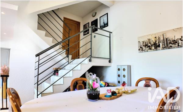 Maison à vendre 5 pièces 144 m² Saint-Genest-Lerpt