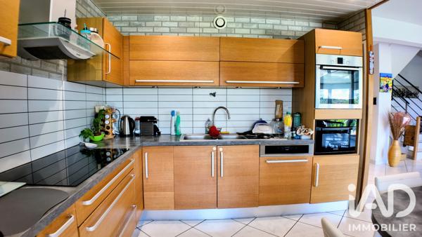 Maison à vendre 5 pièces 144 m² Saint-Genest-Lerpt