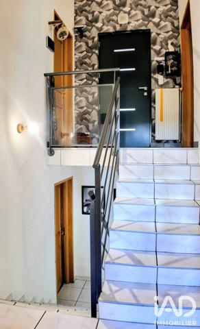 Maison à vendre 5 pièces 144 m² Saint-Genest-Lerpt