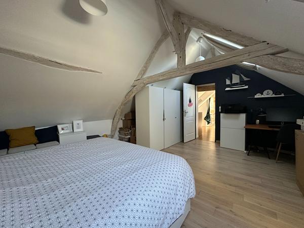 Maison Tousson 5 pièce(s) 130 m2 - 3 chambres + Grange