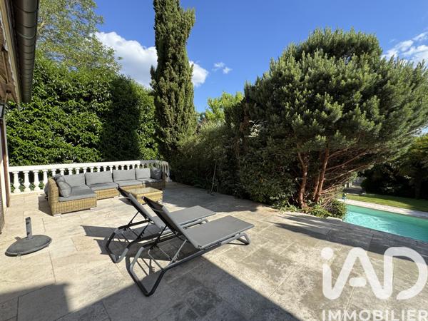 Maison à vendre 10 pièces 235 m² Villennes-sur-Seine