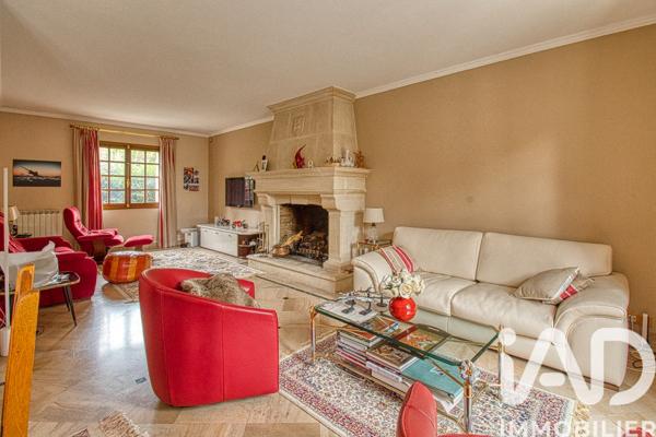 Maison à vendre 10 pièces 235 m² Villennes-sur-Seine