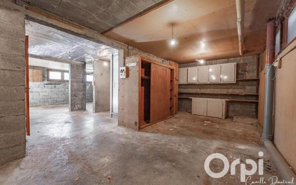 Maison à vendre    6 pièces •  Perrignier