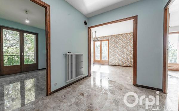 Maison à vendre    6 pièces •  Perrignier