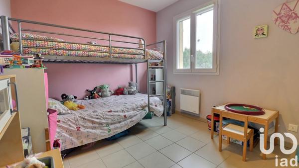 Maison traditionnelle 5 pièces de 83 m² à Cuers (83390)