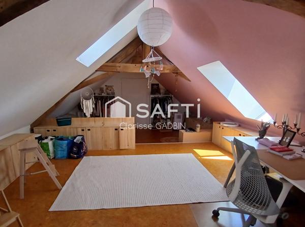 Maison en campagne avec 8 chambres, dépendances . Activité Pension canine