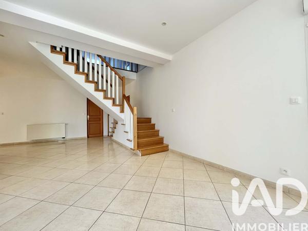Maison à vendre 9 pièces 278 m² Longuenesse
