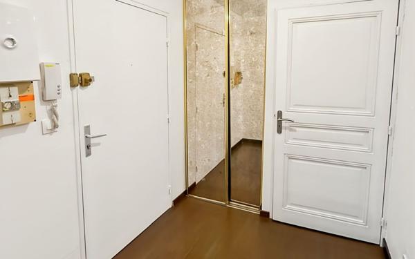 Appartement à vendre    4 pièces • 77,32 m2 Livry-Gargan