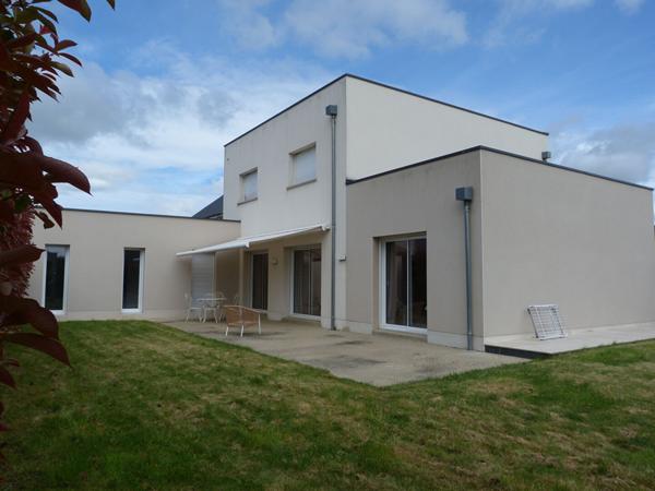 Pavillon récent - Contemporain - 4 chambres , Cosse le vivien Pavillon récent - Contemporain - 4 chambres , Cosse le vivien