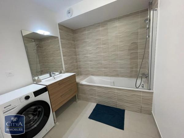 Appartement à louer 2 pièces 49.85m² Évian-les-Bains (74500)