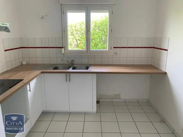 Maison à louer 4 pièces 81.3m² Eysines (33320)