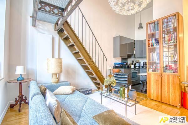 Versailles Notre-Dame 'Les Carrés Richaud" Appartement 3 pièces 51.61 m² carrez situé au 1er étage avec ascenseur et cave €599 000 ** - Référence 27551
