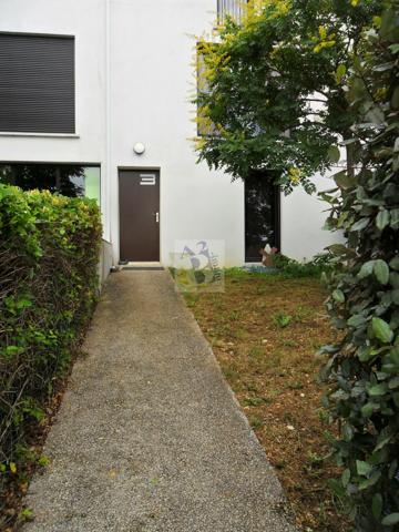 Location t2 Angouleme (16000), 49.36m² avec 2 pièce(s) dont 1 chambre(s). Agence Allard Brimeaud